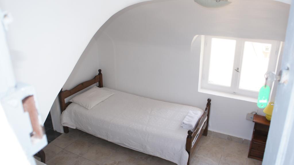 Marcos Rooms Oia  Exterior photo