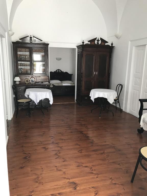 Marcos Rooms Oia  Exterior photo
