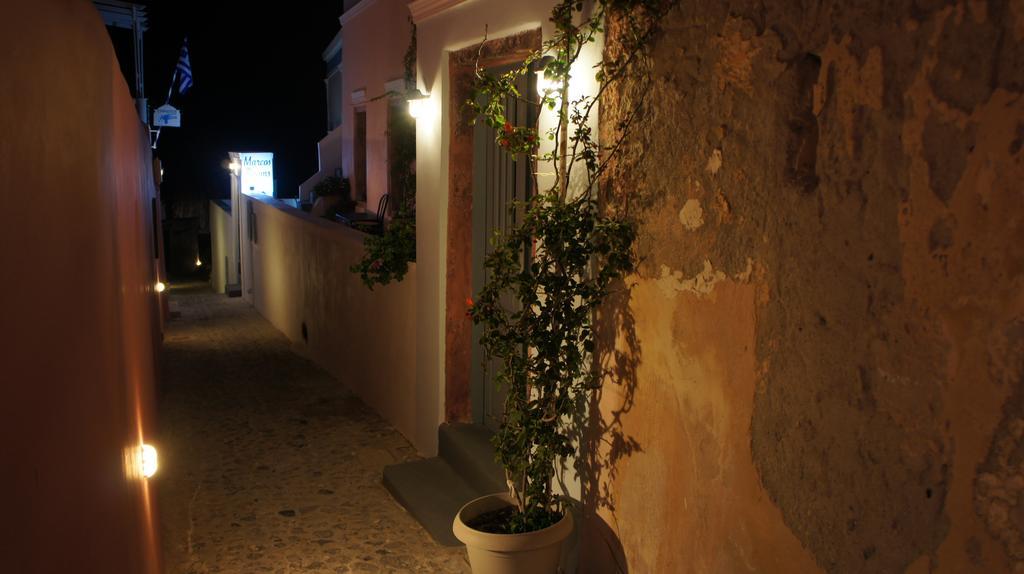 Marcos Rooms Oia  Exterior photo